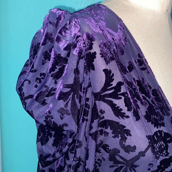 FREE PEOPLE | BURNOUT VELVET BODYSUIT | SM - Picture 3 of 6